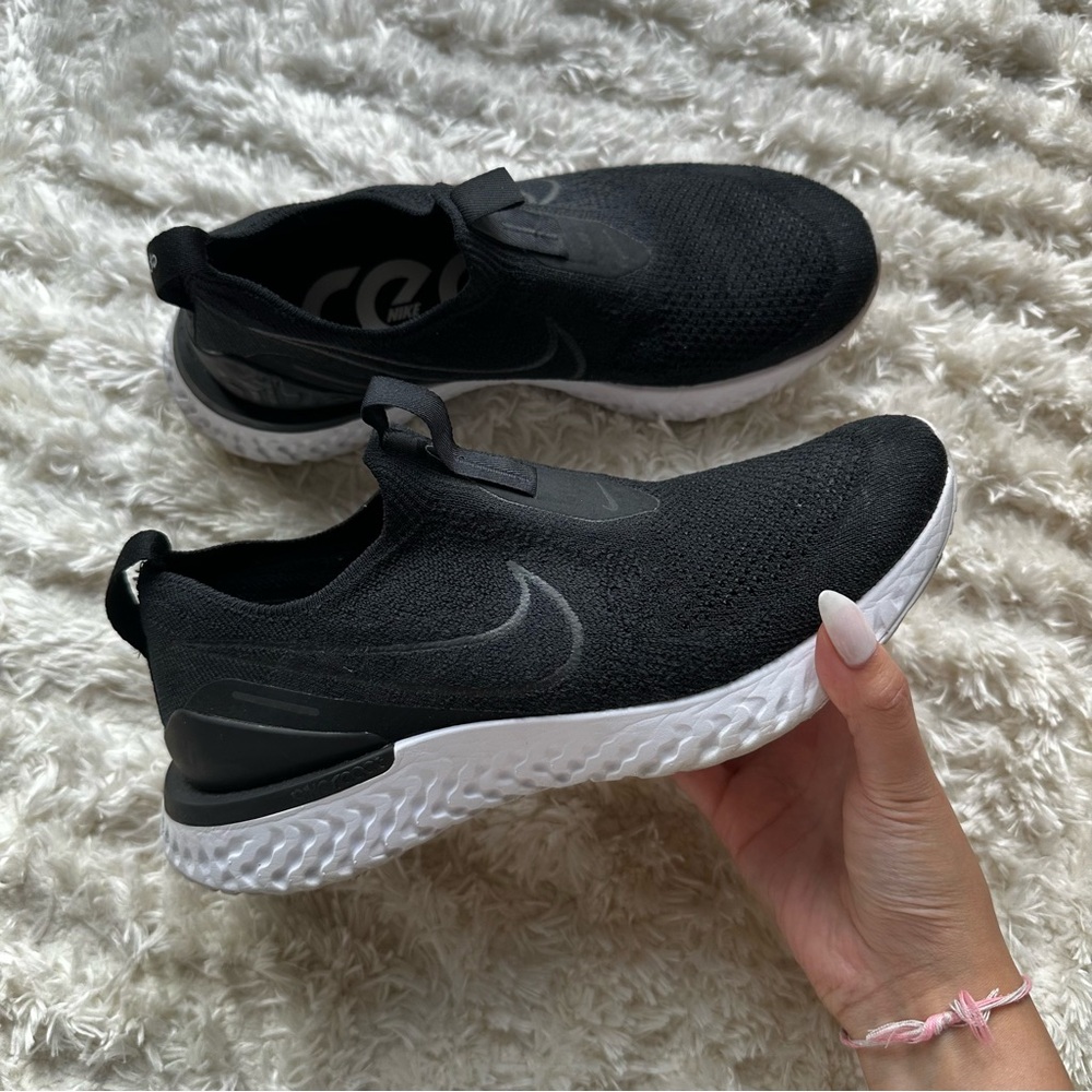 Nike Epic Phantom React Flyknit